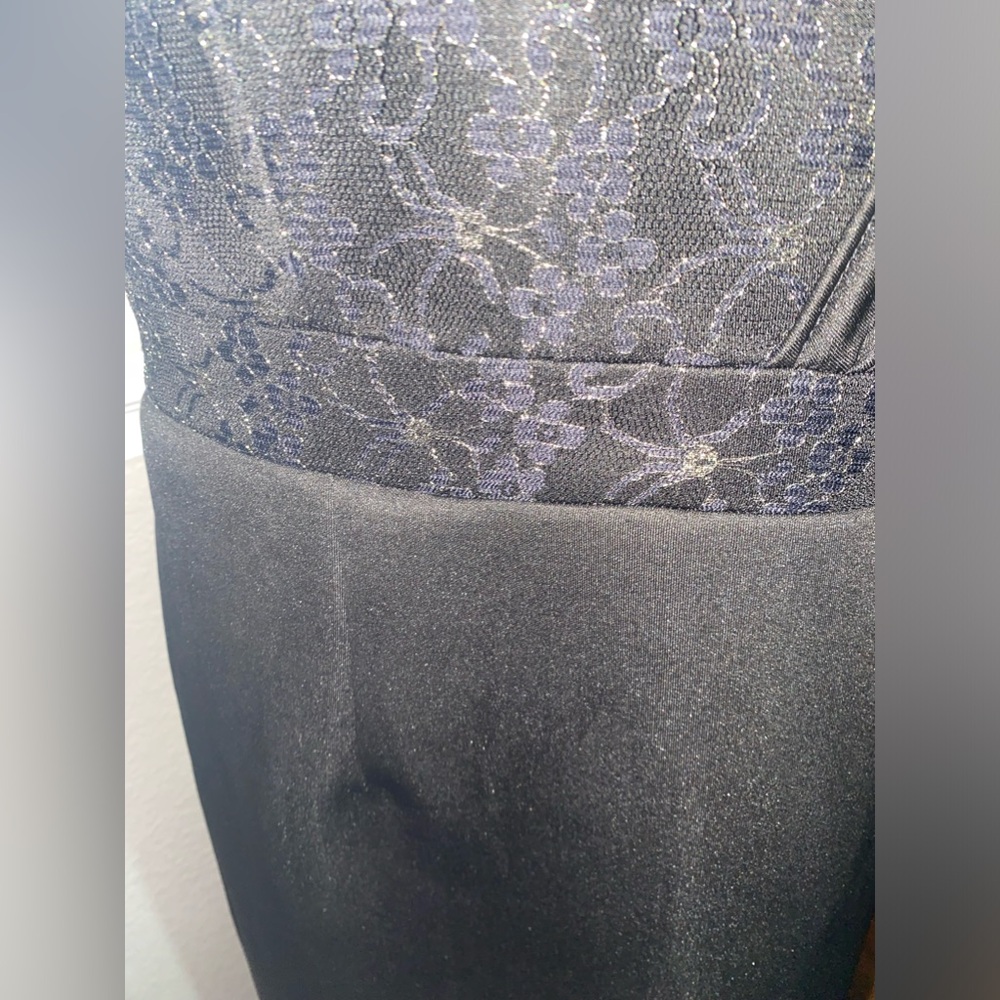 Lace Cut Out Split Back Bodycon Dress || Size 2XL || Black - Picture 12 of 15